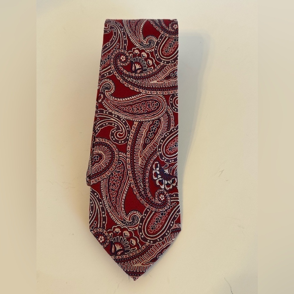 Paisley Red 100% Silk Tie